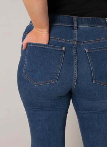 BASE LEVEL CURVY Skinny Jeggings in Blau