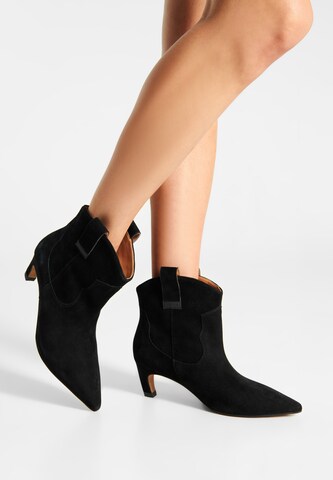 WODEN Boots 'Dicte Low' in Zwart