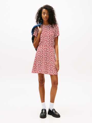 Tommy Jeans Kleid in Rot: Vorderseite