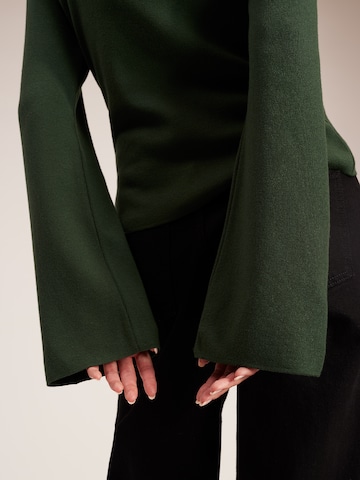 RÆRE by Lorena Rae Sweater 'Dena' in Green