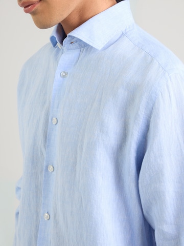 Coupe regular Chemise 'Tahaka' Bruun & Stengade en bleu