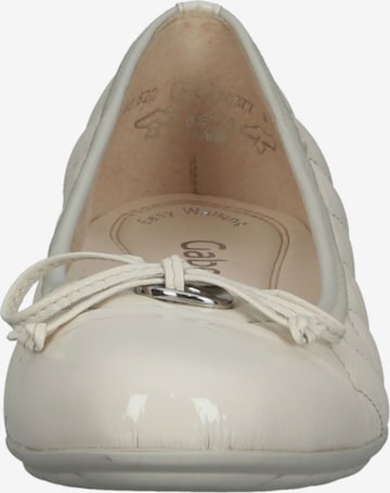 GABOR Ballet Flats in White