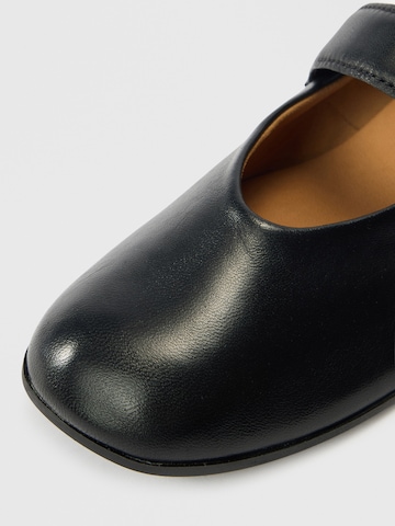 GABOR Балерина с каишка в черно