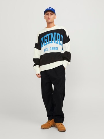 JACK & JONES Loosefit Chino nadrág 'Karl Lawrence' - fekete