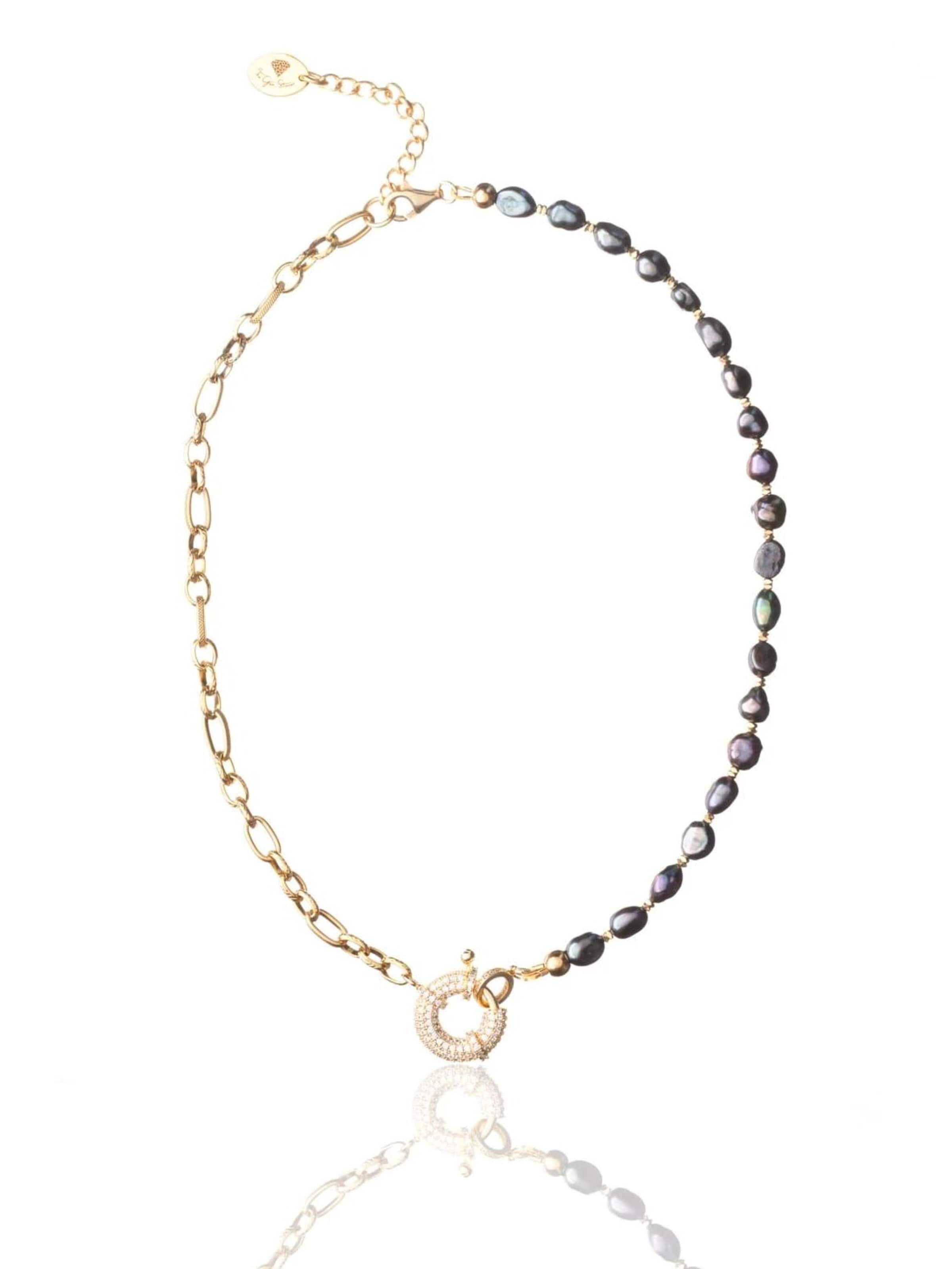 THE GEM STORIES JEWELRY Halsband 'Black Pearls and Chain Necklace' i svart: framsida