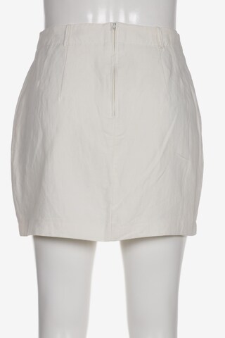 TRIANGLE Skirt in XL in White