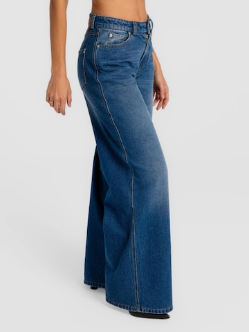 Regular Jean 'Savio' mandragora en bleu