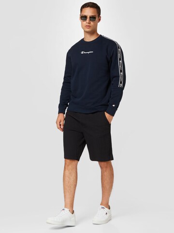 Champion Authentic Athletic Apparel Sweatshirt i blå