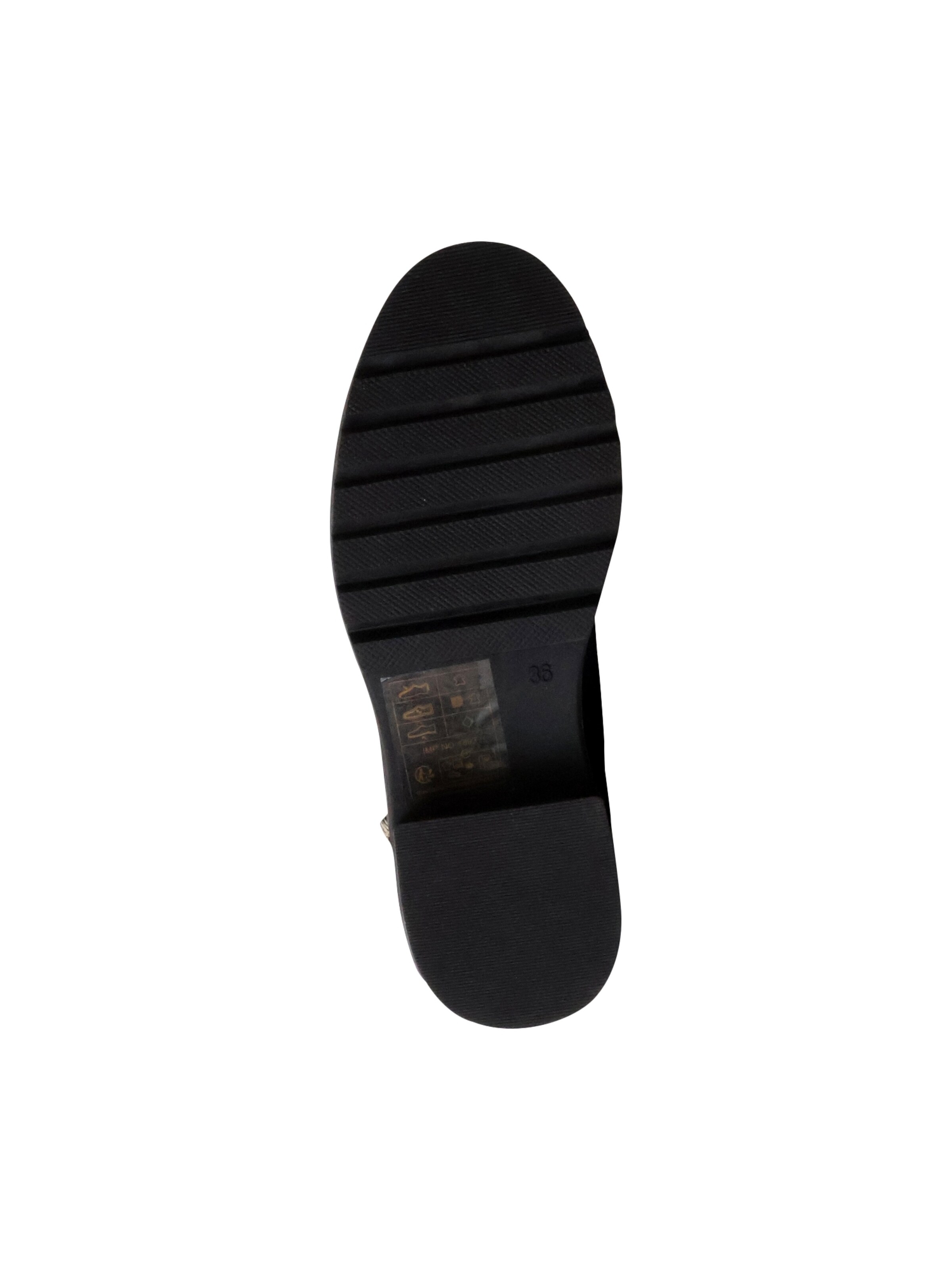 Bottines 'Lederstiefeletten Alenoa' The Divine Factory en noir