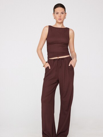 Tezenis Regular Pants in Brown