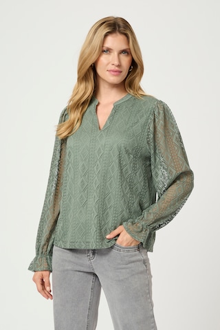 Cream Blouse 'Danika' in Groen: voorkant