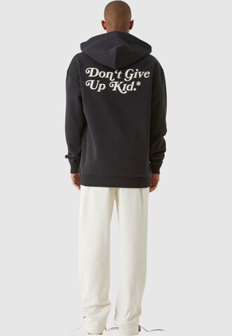 melns 9N1M SENSE Sportisks džemperis 'Don't Give Up Kid'