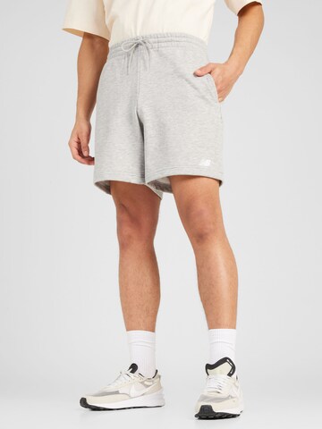 new balance Regular Shorts in Grau: predná strana