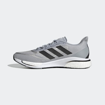 Scarpa da corsa 'SUPERNOVA + M' di ADIDAS SPORTSWEAR in grigio