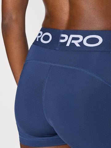 NIKE Skinny Sportshorts 'Pro 365' in Blau