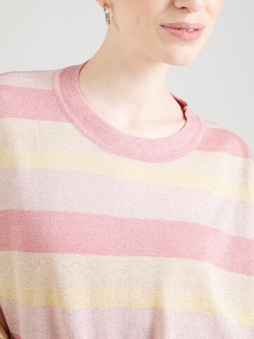 Pull-over 'MILVA DARLENE' NÜMPH en rose