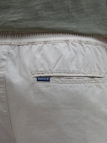 Regular Pantalon 'Rickfell' Barbour en beige