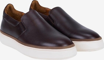 Chaussure basse 'Beleg' Desa en marron : devant