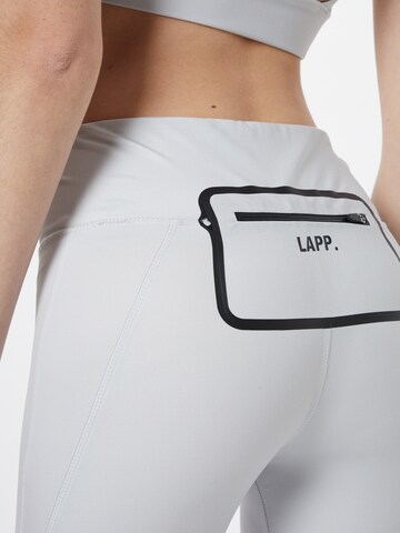 Skinny Pantaloni sportivi di Lapp the Brand in grigio