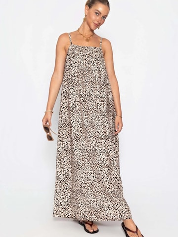 SASSYCLASSY Kleid‌‌‌‌‌‌ in Beige