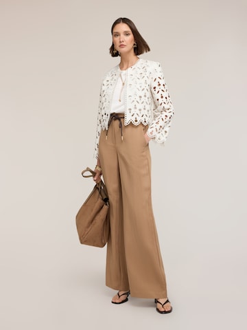 Veste mi-saison MOTIVI en blanc