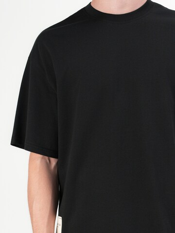 ALPHA INDUSTRIES T-Shirt 'Studio Edition' in Schwarz
