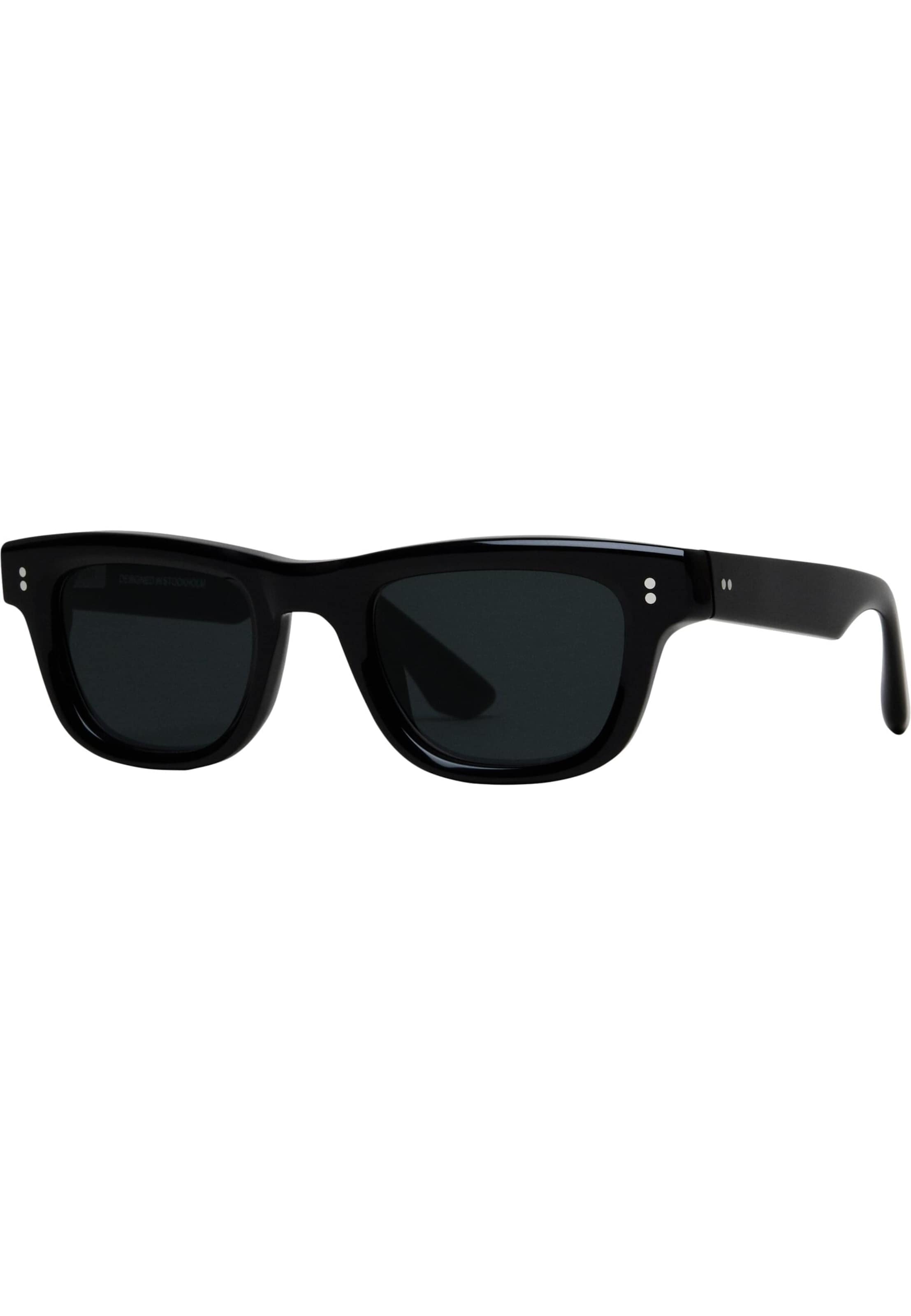 CHIMI Sunglasses in Black: front