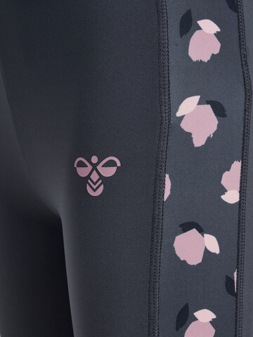 Hummel Slimfit Sportbroek in Blauw