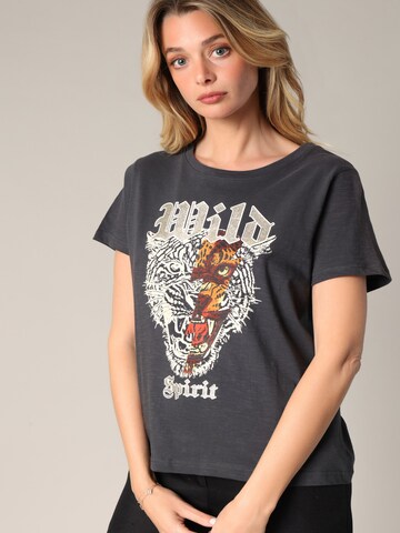 T-shirt 'LEONA' Deeluxe en gris