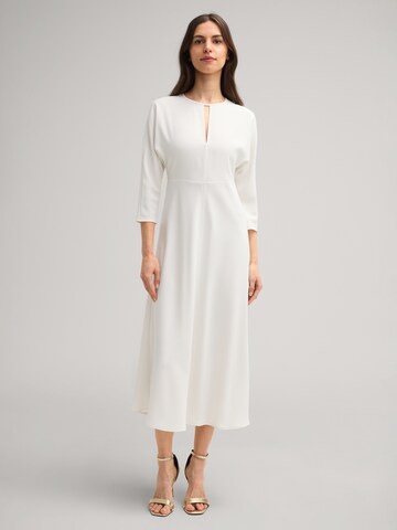 Robe 'Doreen' JOOP! en blanc : devant