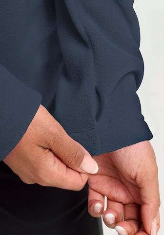 JACK WOLFSKIN Athletic Fleece Jacket in Blue