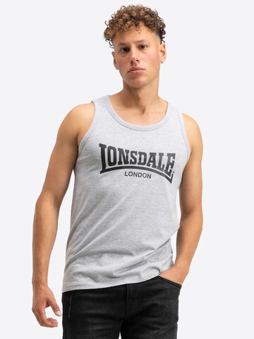 LONSDALE Футболка 'Averham' в Серый: спереди