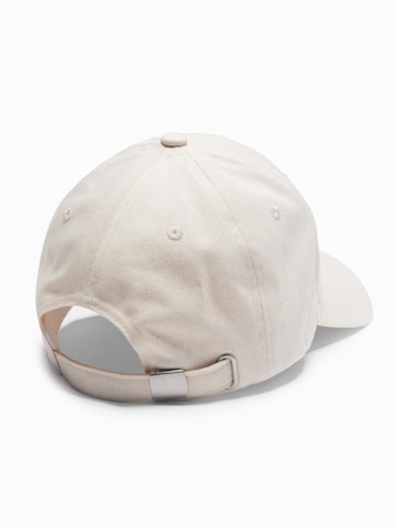 Ombre Cap in White