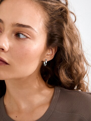 Orecchini ' Kairoa ' di Pilgrim in argento