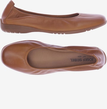 JOSEF SEIBEL Flats & Loafers in 41 in Brown: front