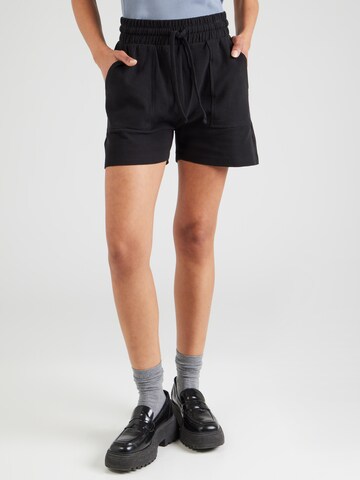 QS Regular Shorts in Schwarz: Vorderseite