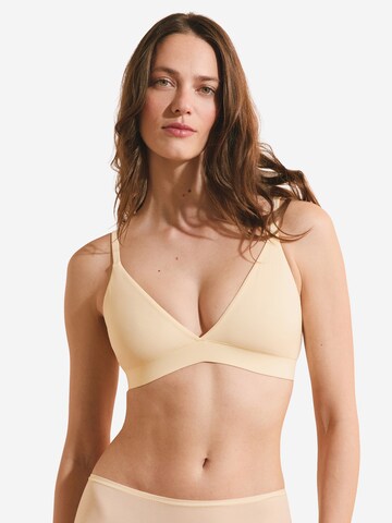 Triangolo Reggiseno 'Pure Soft' di ETAM in beige: frontale
