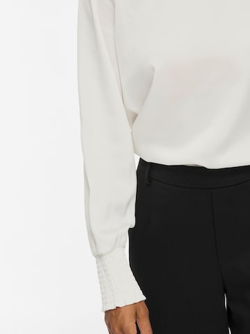 VILA Blouse 'Viellette' in White