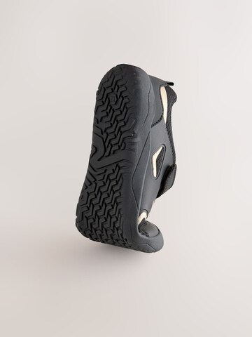 Baskets Next en noir