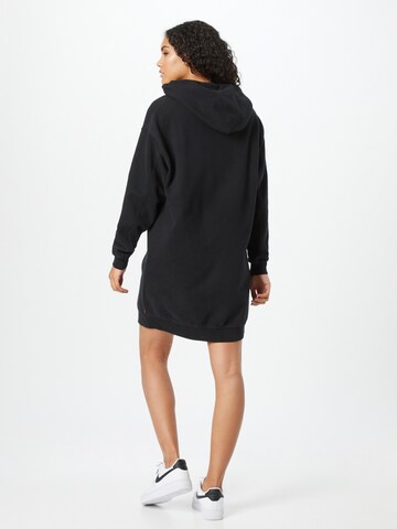 LEVI'S ® Klänning 'Hoodie Sweatshirt Dress' i svart
