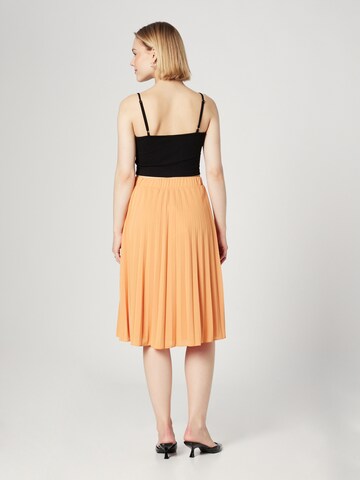 Guido Maria Kretschmer Women Skirt in Orange: back