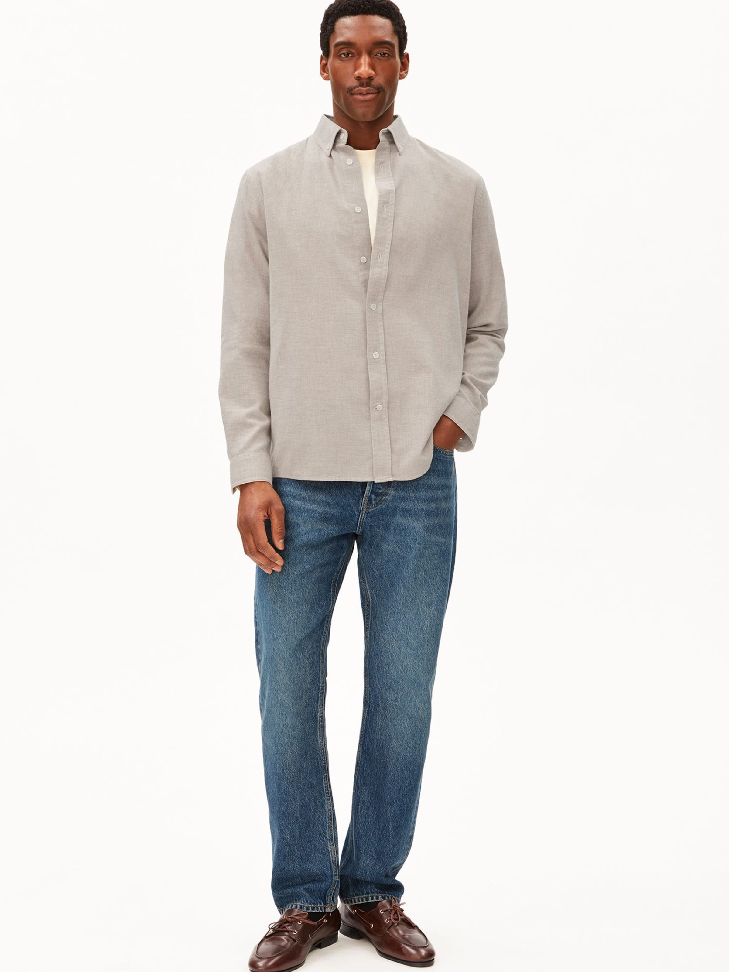 ARMEDANGELS Comfort fit Button Up Shirt in Beige