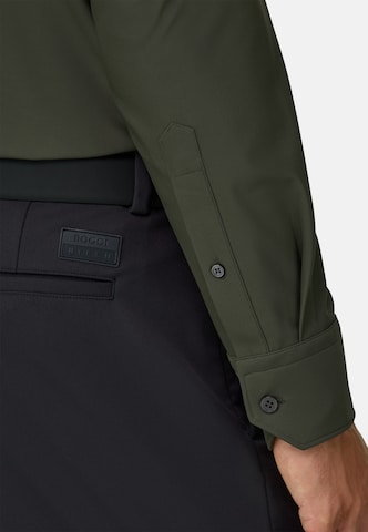Coupe slim Chemise Boggi Milano en vert