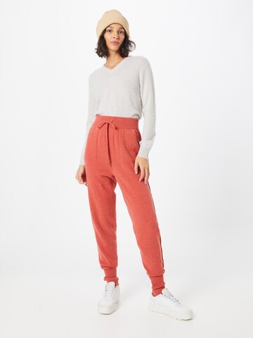 Tapered Pantaloni de la Twinset pe roșu