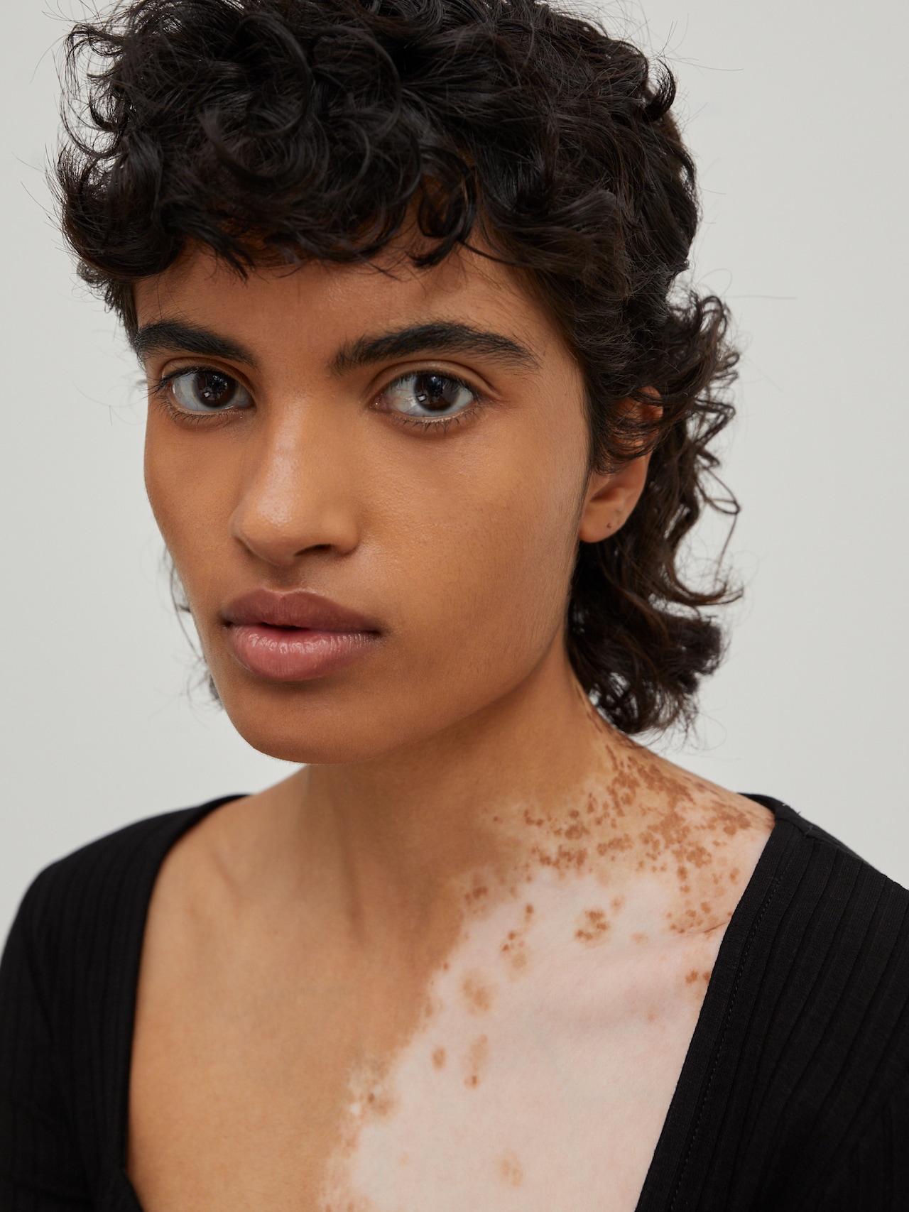 EDITED Produits T-shirt 'Tenley' noir