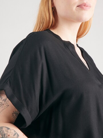 Camicia da donna 'VMCBeauty' di Vero Moda Curve in nero