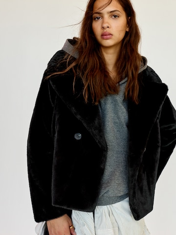 Manteau d’hiver Pull&Bear en noir : devant