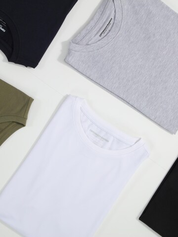 Copenhagen Bamboo Shirt 'Oliven' in Groen