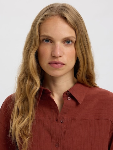 SELECTED Blouse in Red