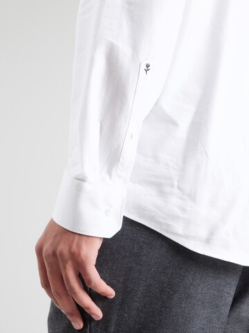Coupe regular Chemise business 'SMART FLANNELS' SEIDENSTICKER en blanc